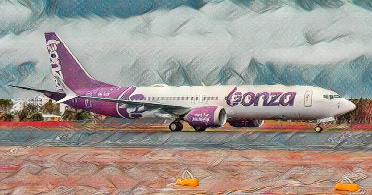 New budget airline Bonza launches first flight with cheap tickets, sausages