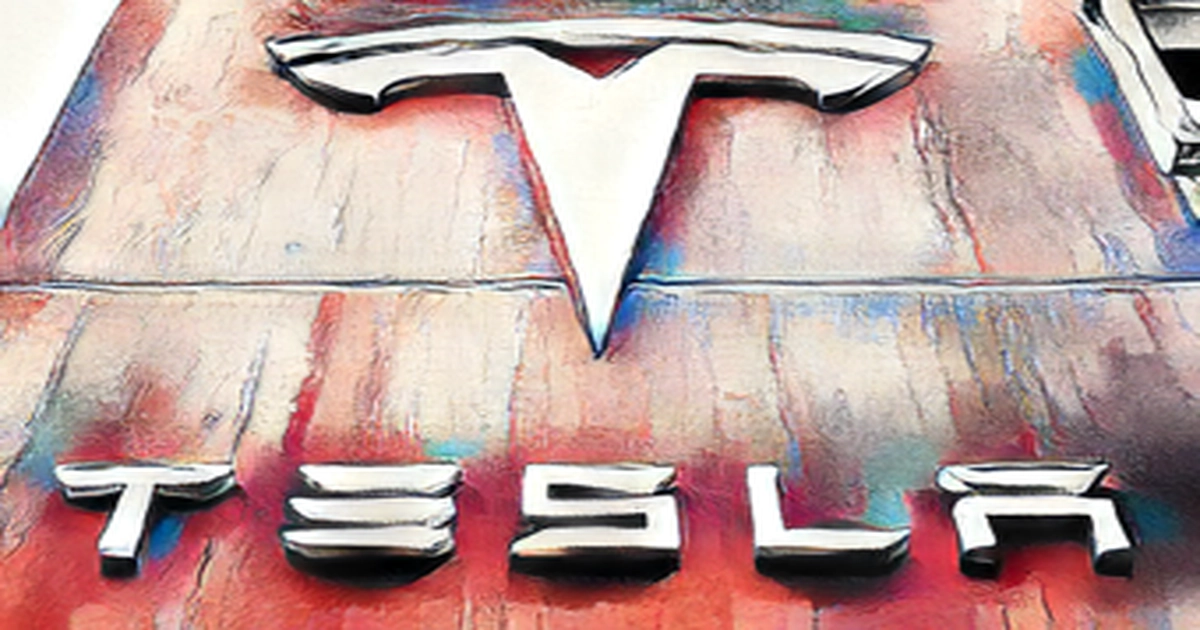 Tesla stockholders to receive 2% dividend from Aug. 25