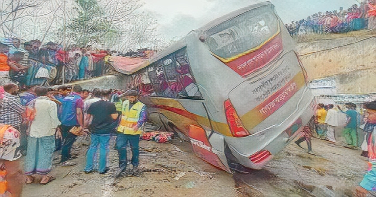 17 killed, 26 injured in bus accident in Bangladesh