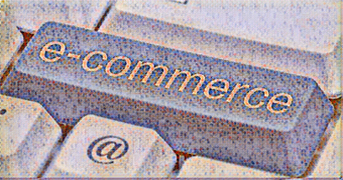 E-commerce growth accelerates