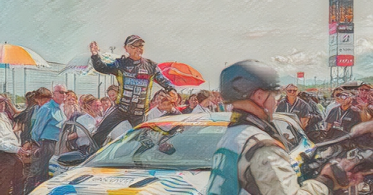 Toyoda's first liquid-hydrogen race car races in Japan