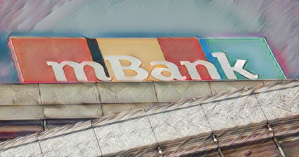 Moody's downgrades mBank's deposit ratings due to risks