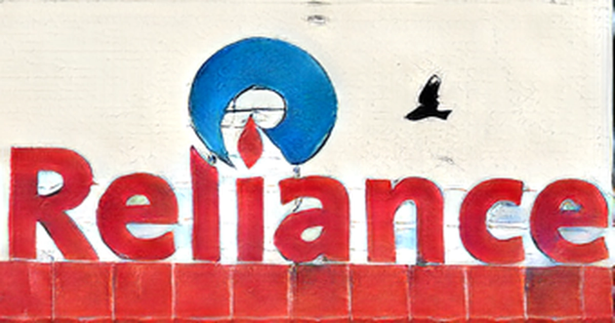 Reliance Industries shares slump 8% to Rs 2,200; investors should wait for investment