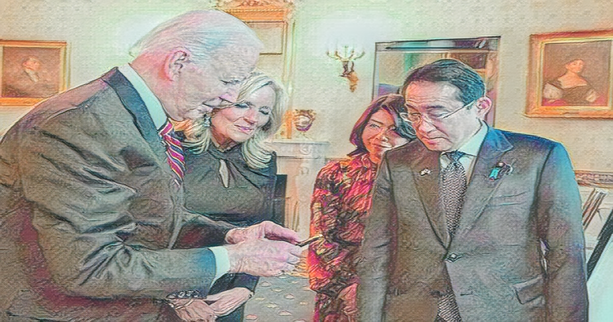 Prime Minister Kishida Presents Gifts to President Biden During State Visit